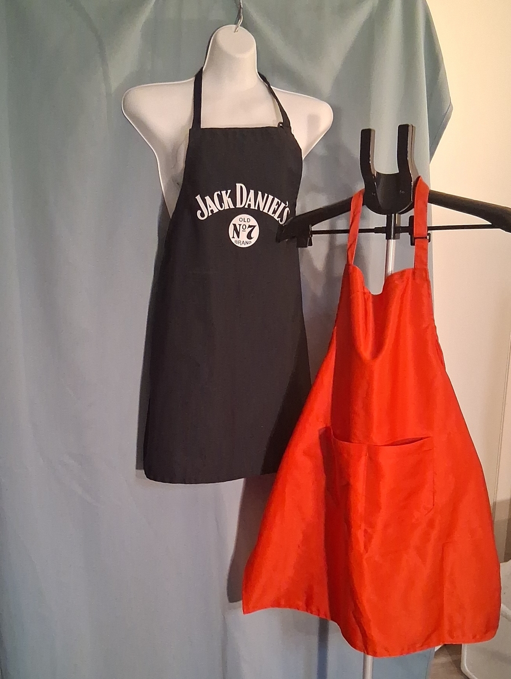 Jack Daniels Black Kids Apron with Red Kids Apron Duo